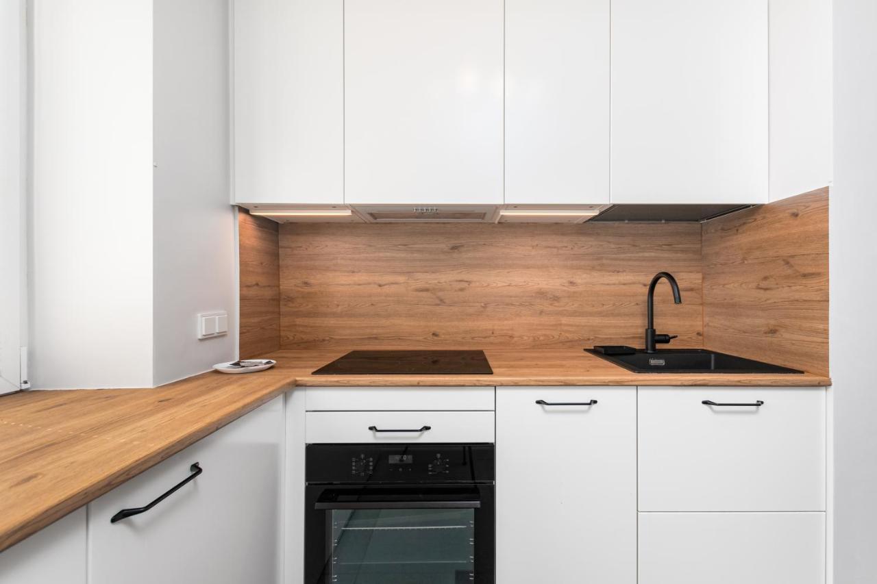 Pl. Dabrowskiego 12 By Homeprime Warszawa Exteriör bild
