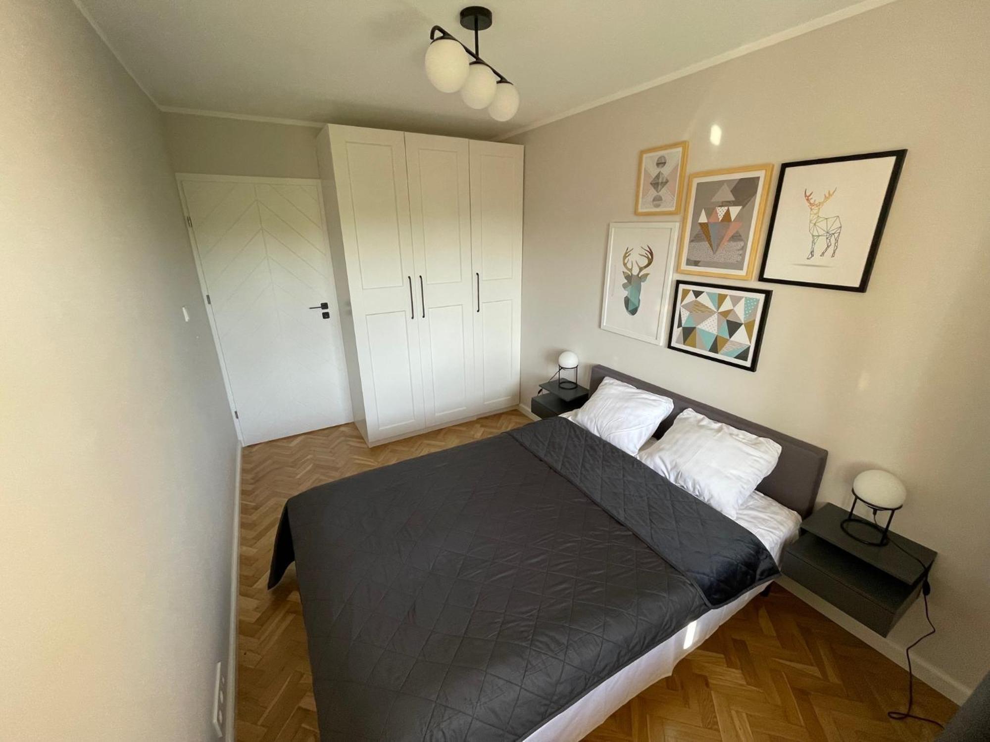 Pl. Dabrowskiego 12 By Homeprime Warszawa Exteriör bild